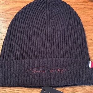 Tommy Hilfiger hat